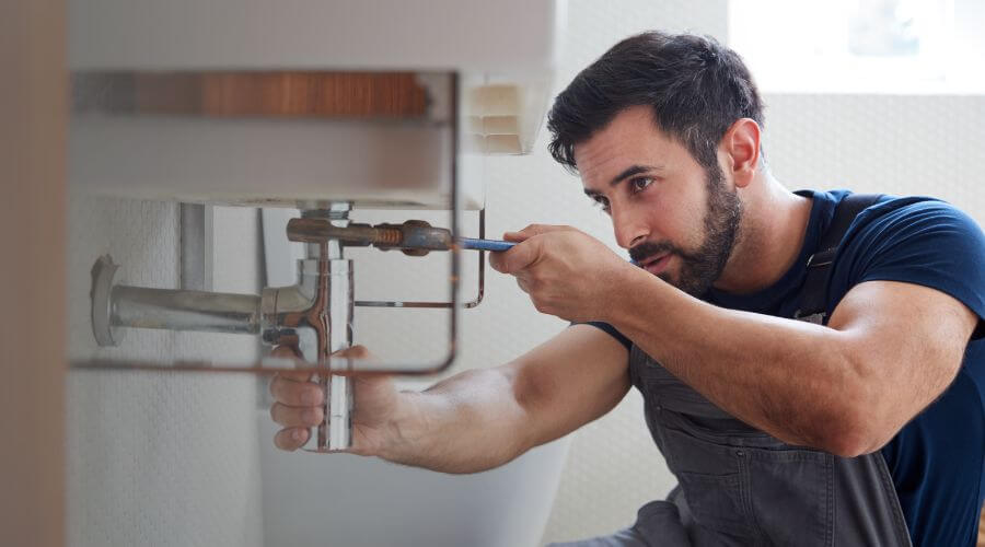 Professional water heater installation services in Lincoln, KS